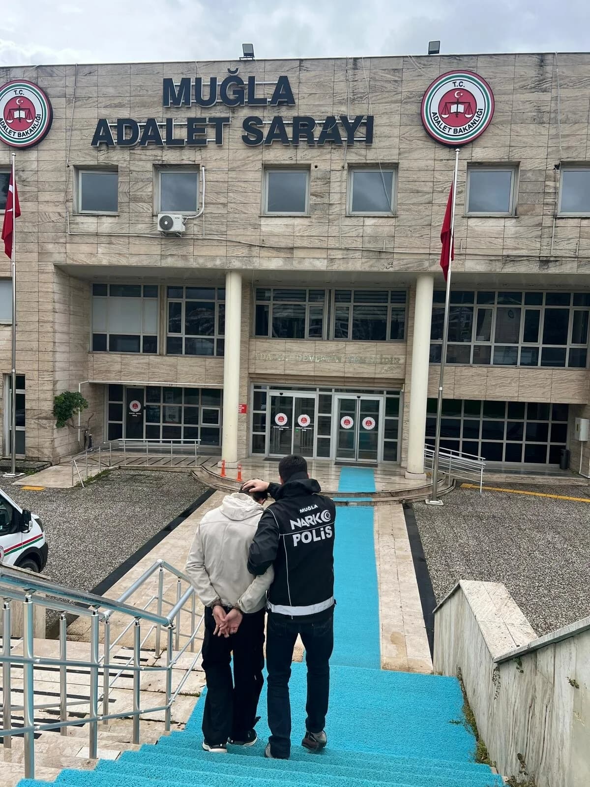 Muğla’da Uyuşturucu Satışı Yapan Firari Hükümlü Yakalandı