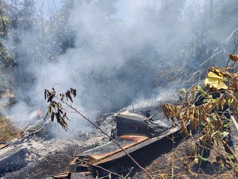 Filipinler’de Kargo Uçağı Kazası: İki Pilot Hayatını Kaybetti