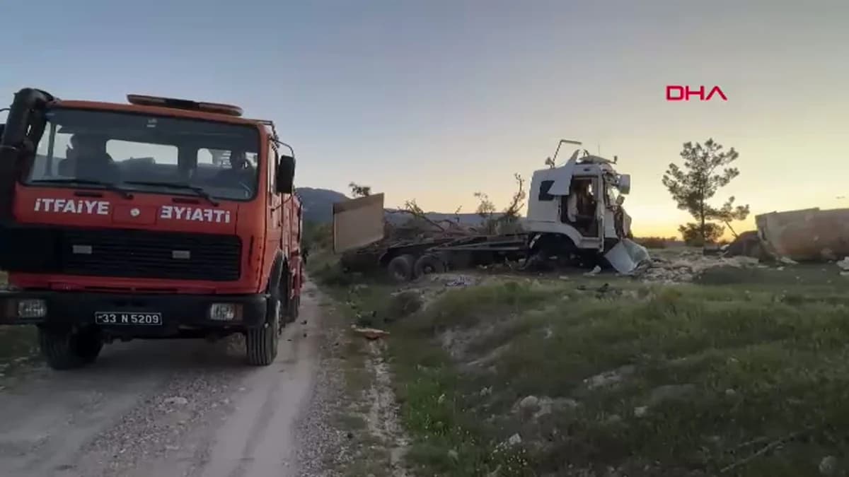 Mersin’de Freni Boşalan TIR Ağaca Çarparak Durduruldu