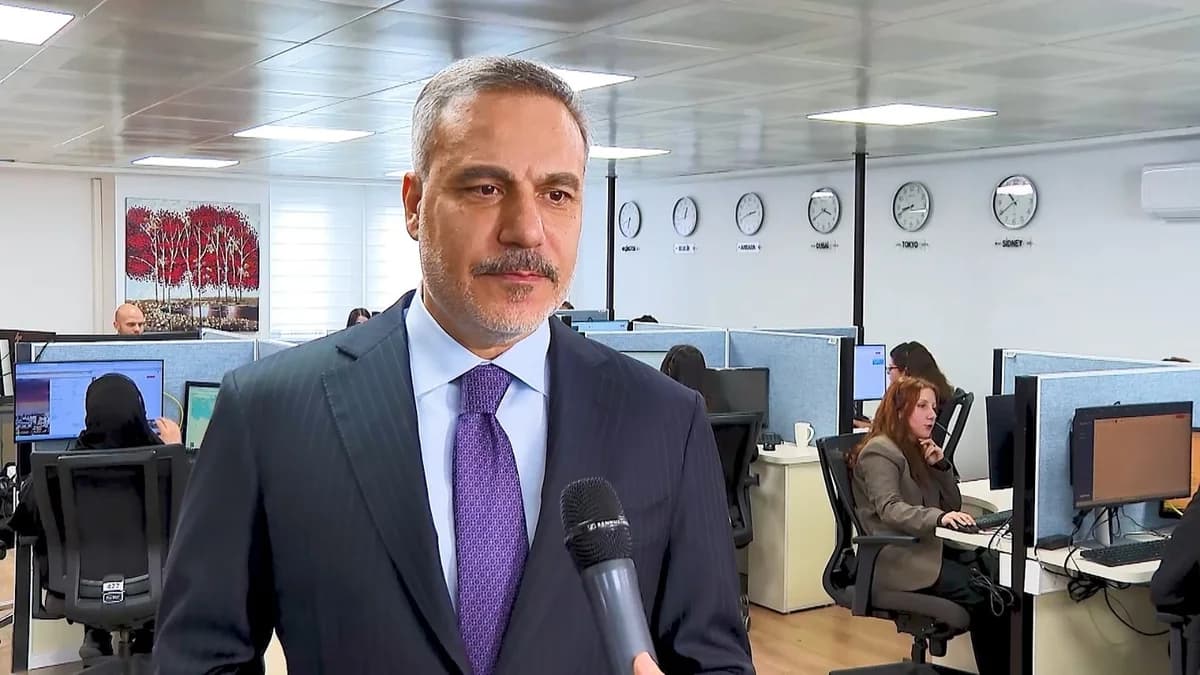 Bakan Fidan’dan Konsolosluk Çağrı Merkezi’ne Ziyaret