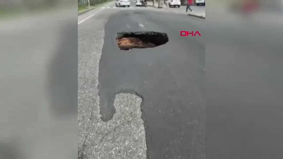 Diyarbakır’da Çöken Yolda Kilometrelerce Trafik Kuyruğu Oluştu