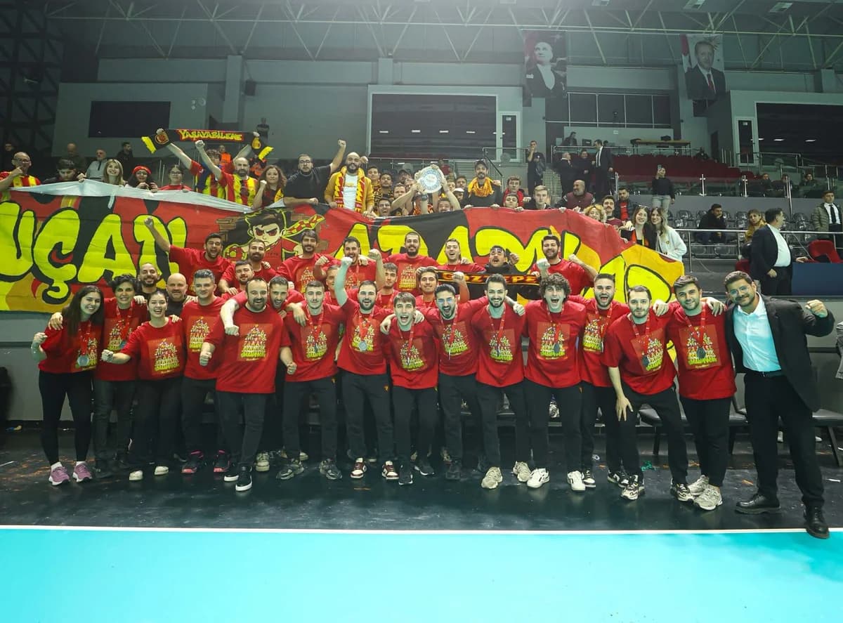 Göztepe Erkek Hentbol Takımı Süper Lig’e Yükseldi