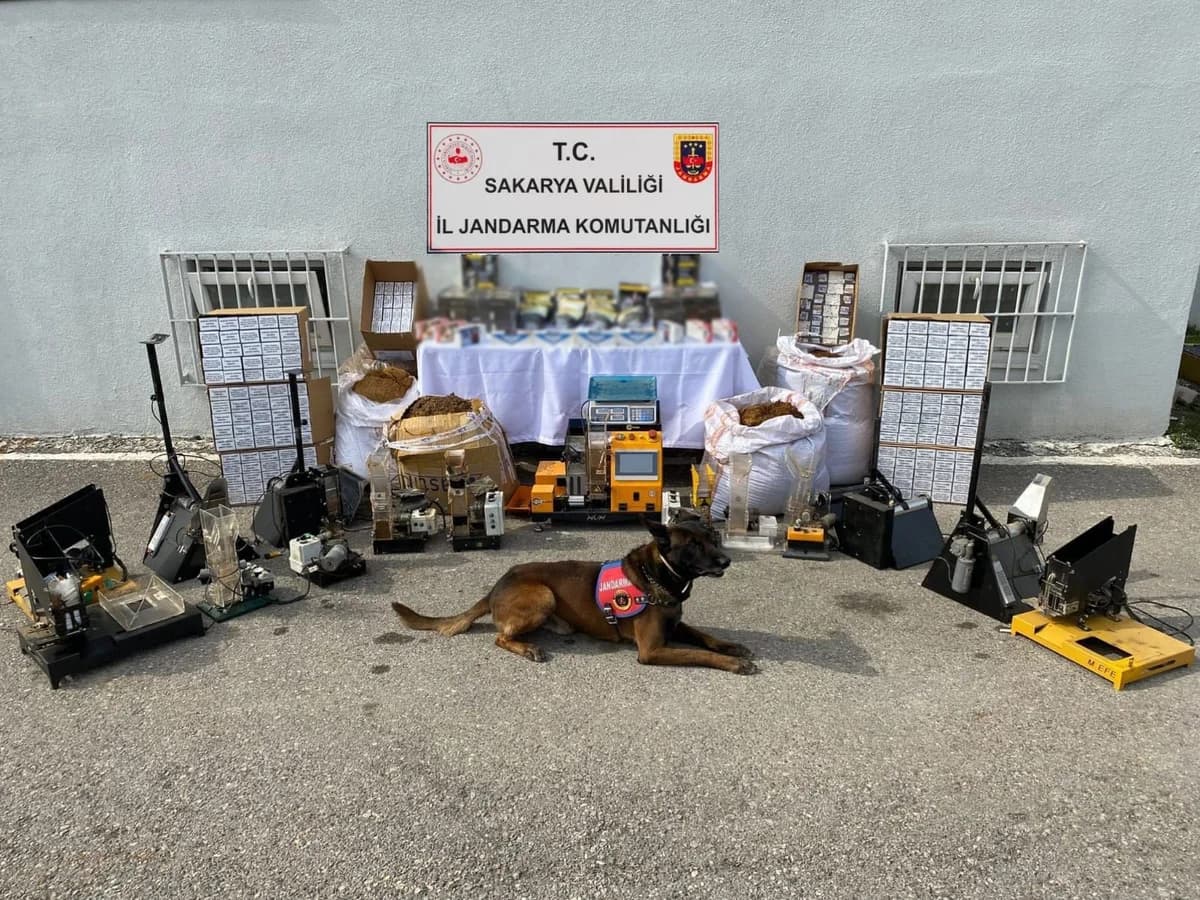Sakarya’da Bandrolsüz Tütün Operasyonu: 3 Gözaltı