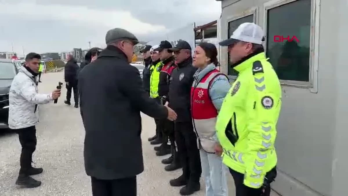 Vali Toraman, Emniyet Personeliyle Ramazan Bayramı’nı Kutladı