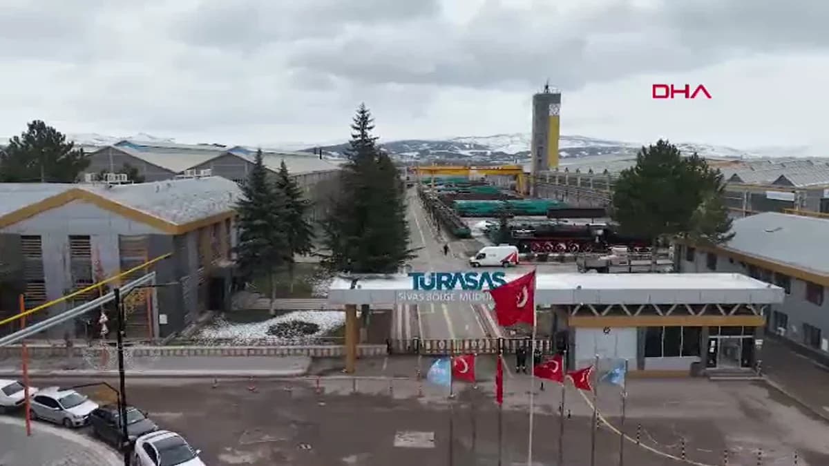 Bakan Uraloğlu, Ordumuz İçin 41 Yeni Yük Vagonu Üretecek