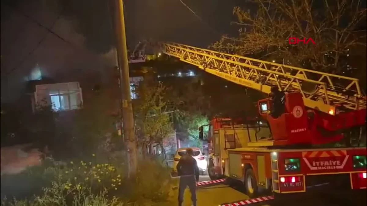 Kocaeli’de Çatı Yangını Kontrol Altında