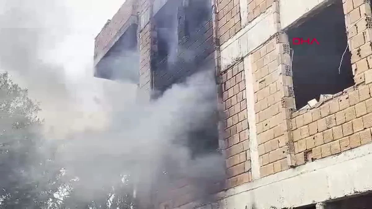 Antalya’daki Metruk Bina Yangını Sonrası Muhtardan Restorasyon Çağrısı