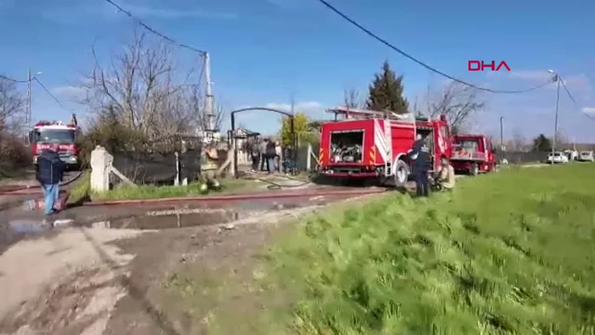 Çatalca’da Yangın Felaketi: Bozkurt Çiftine Komşularından Destek