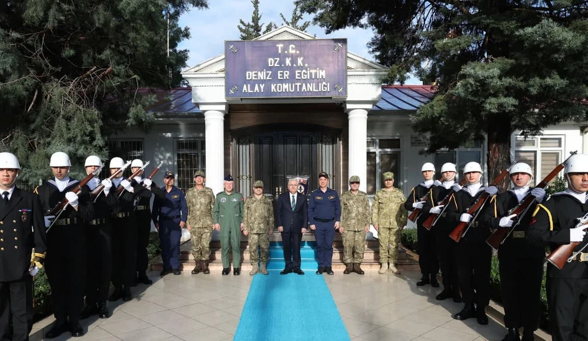 Bakan Güler Bayram Namazını Hatay’da Kıldı