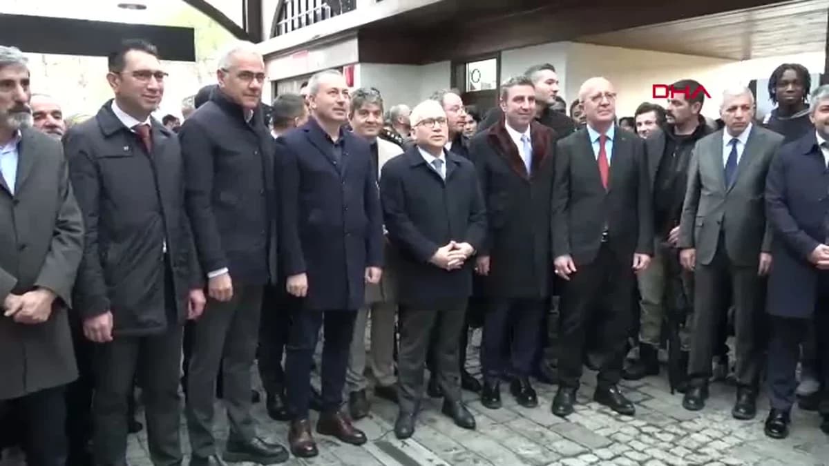 Sivas’ta Yağmur Altında Neşeli Nevruz Kutlaması