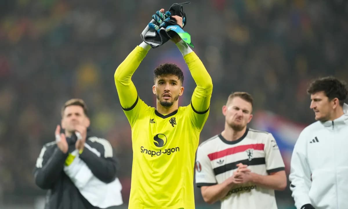 Altay Bayındır’ın Premier Lig Hayali Tehlikede mi? Transfer İddiaları Gündemde