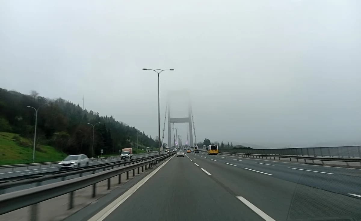 İstanbul’da Yoğun Sis Etkisi