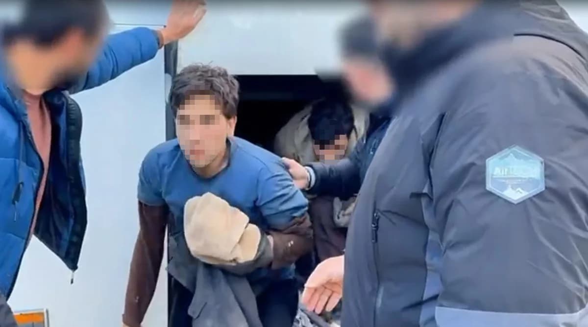 Yozgat’ta Yolcu Otobüsünde 53 Kaçak Göçmen Yakalandı: 6 Kişi Tutuklandı