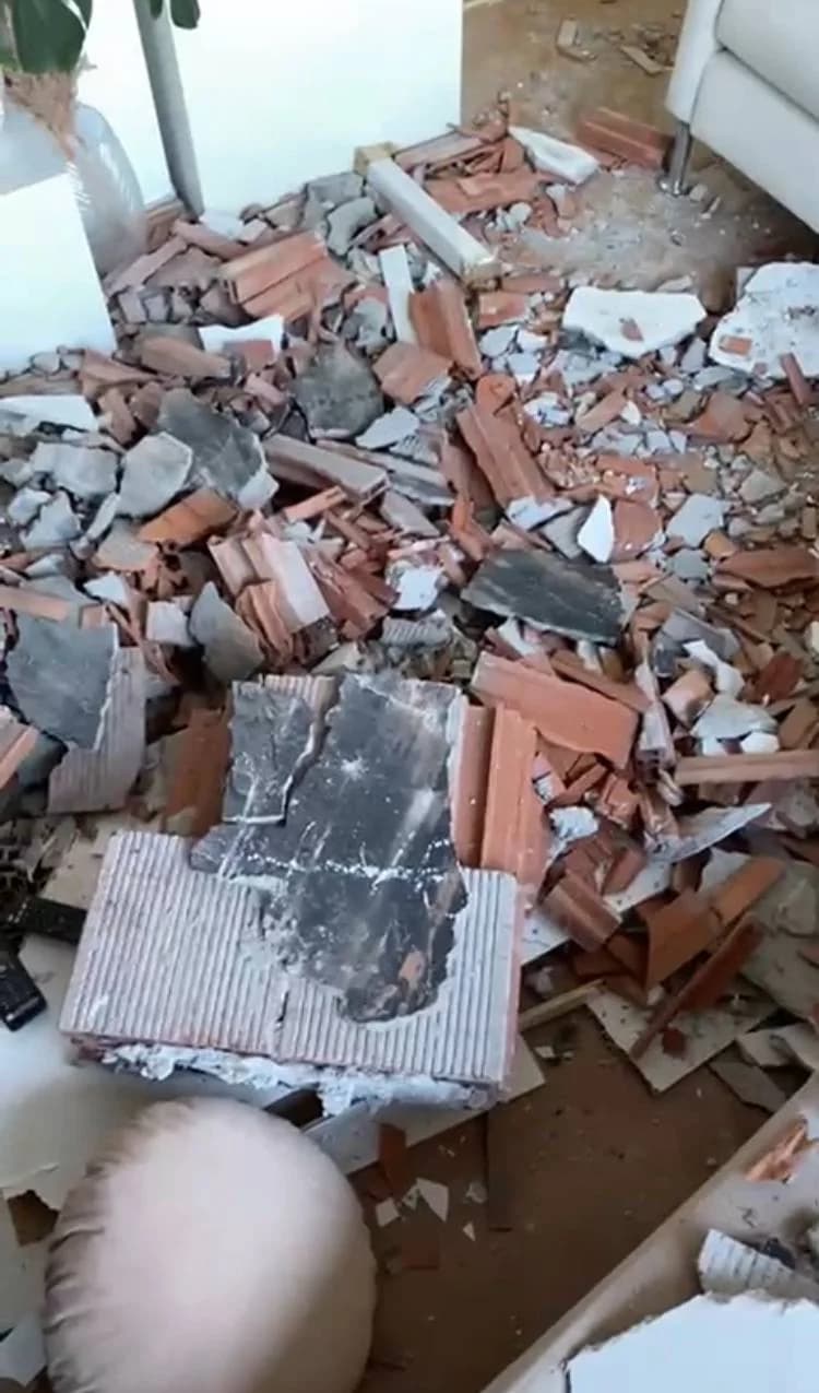 Güngören’de Yıkım Sırasında Hasar Gören 6 Katlı Bina Tahliye Edildi