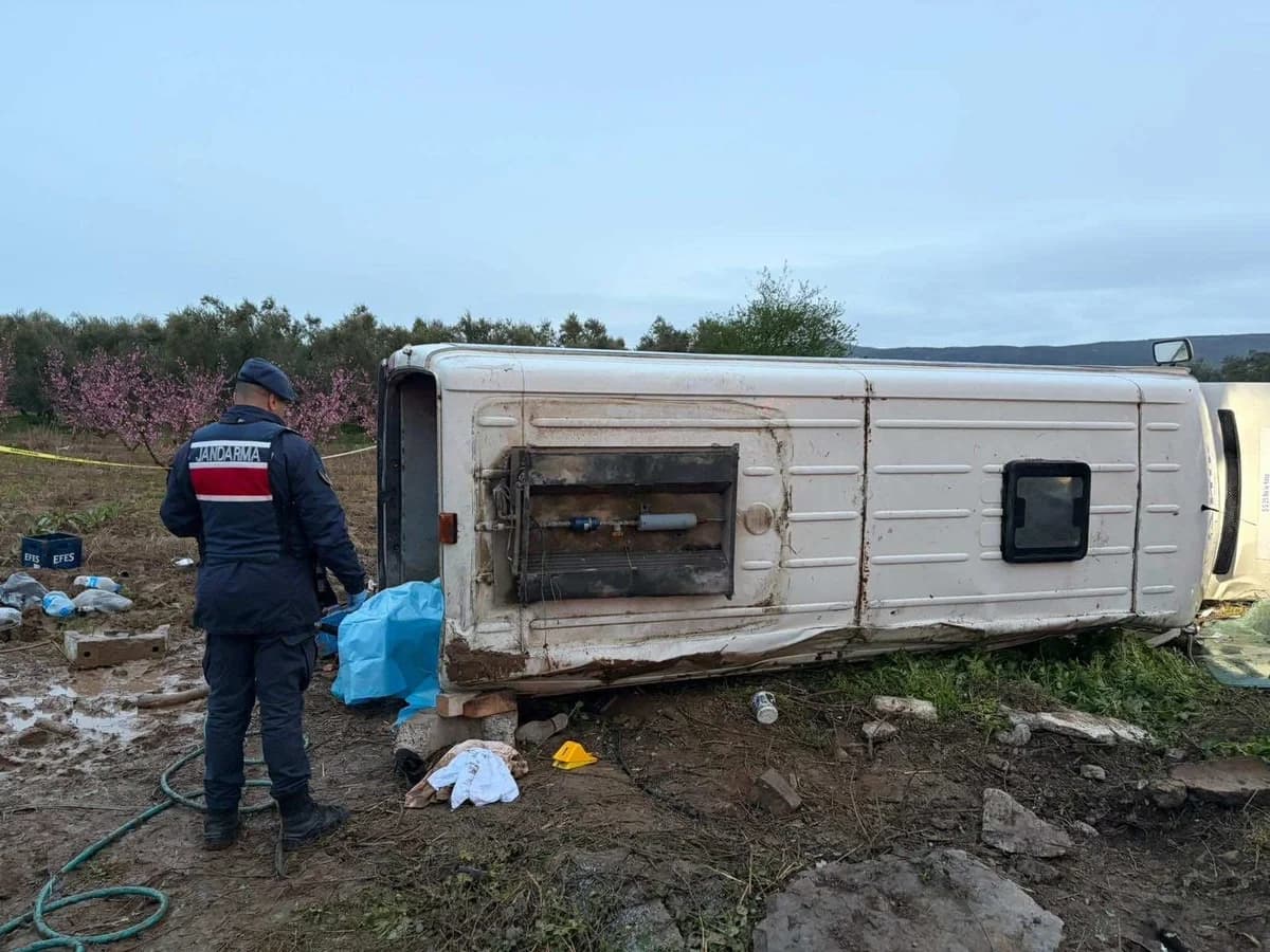 İznik’te Minibüs Kazası: 1 Ölü, 12 Yaralı