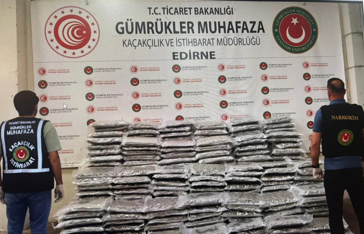 Edirne ve İstanbul’da 420 Kilogram Esrar Ele Geçirildi