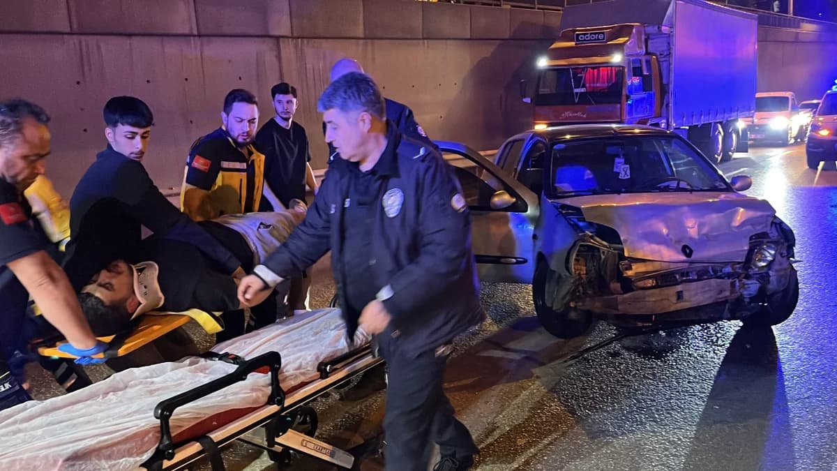 Bursa’da Bariyerlere Dalıp Yaralanan Genç Sürücünün Hayati Tehlikesi Var mı?
