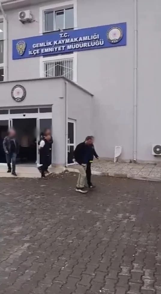 Bursa’da Hırsızlık Şüphelilerine Nefes Kestiren Operasyon: 2 Kişi Tutuklandı