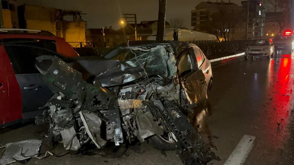 Bursa’da Zincirleme Kaza: 3 Yaralı