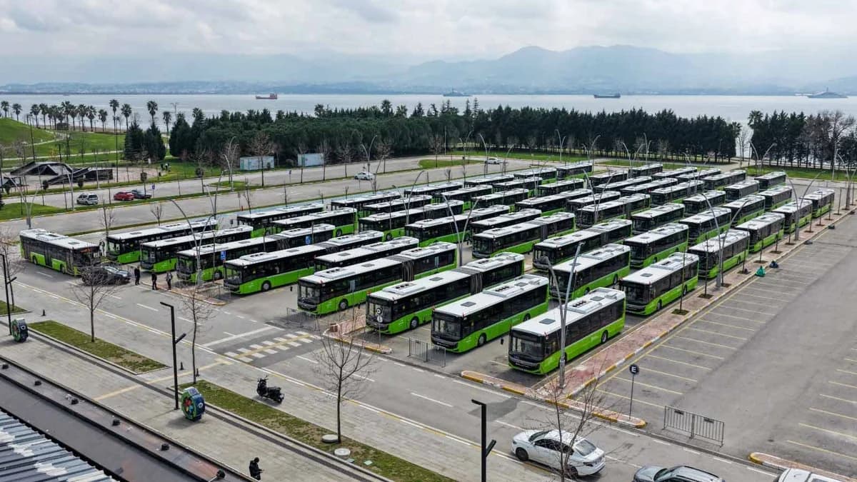 Kocaeli Büyükşehir Belediyesi, 4 Ayda 123 Yeni Otobüs Aldı
