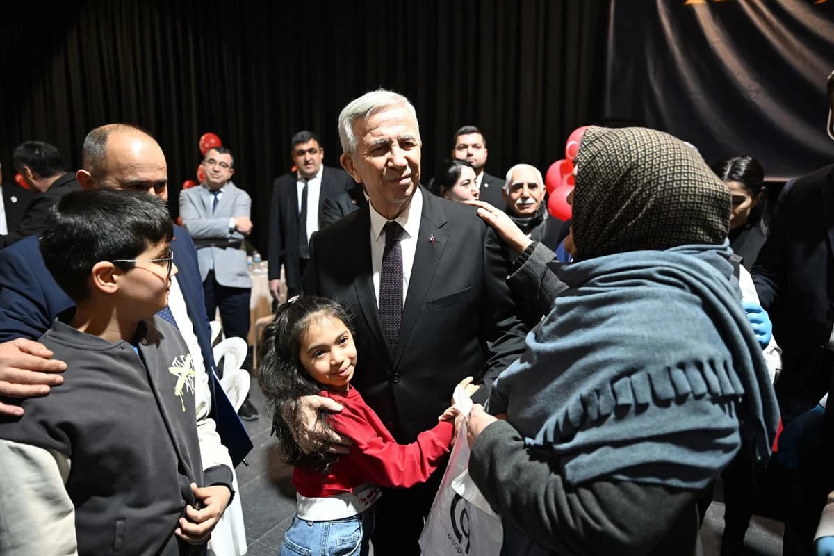 Mansur Yavaş, Şehit Aileleri ve Gazilerle İftarda Buluştu