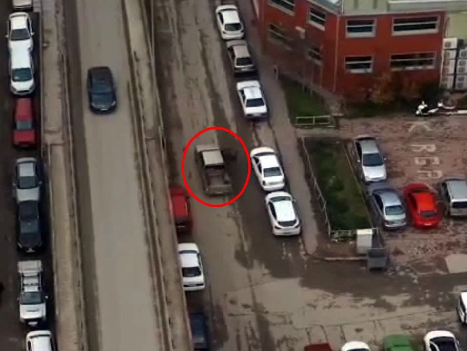 Dron ile Tespit Edilen Ters Şerit Kaçaklığı: Ehliyetsiz Sürücü Yakalandı