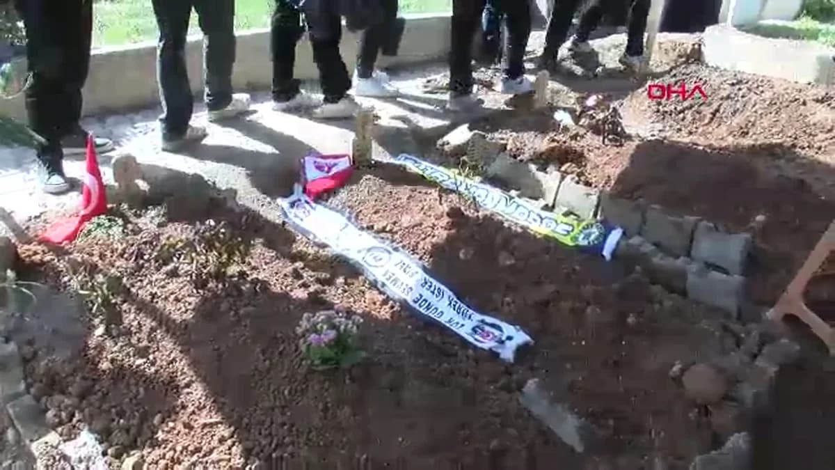 Kahramanmaraş’ta Okul Saldırısının Kurbanları Toprağa Verildi