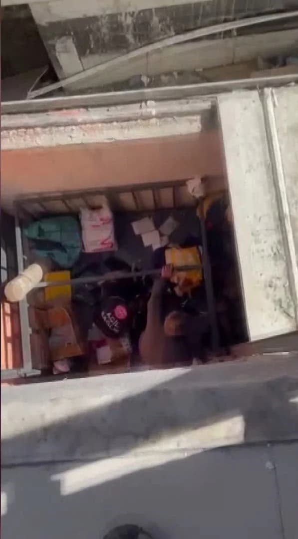 Güngören’de İşçi Yük Sepetinin Düşmesi Sonucu Yaralandı