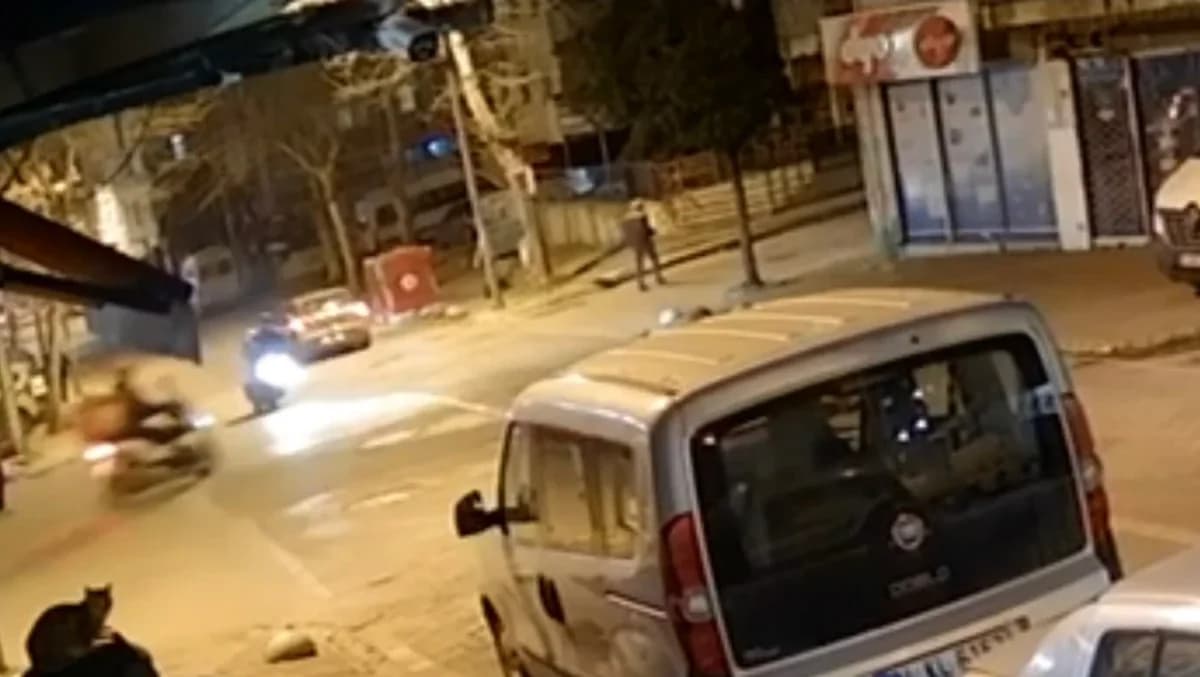 Kartal’da Motosiklet Kazası: İki Sürücü Yaralandı