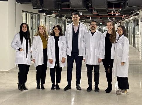 Sirozun Gizemli Bağlantısı Ortaya Çıktı: Ağızdan Bağırsaklara Uzanan Tehlike