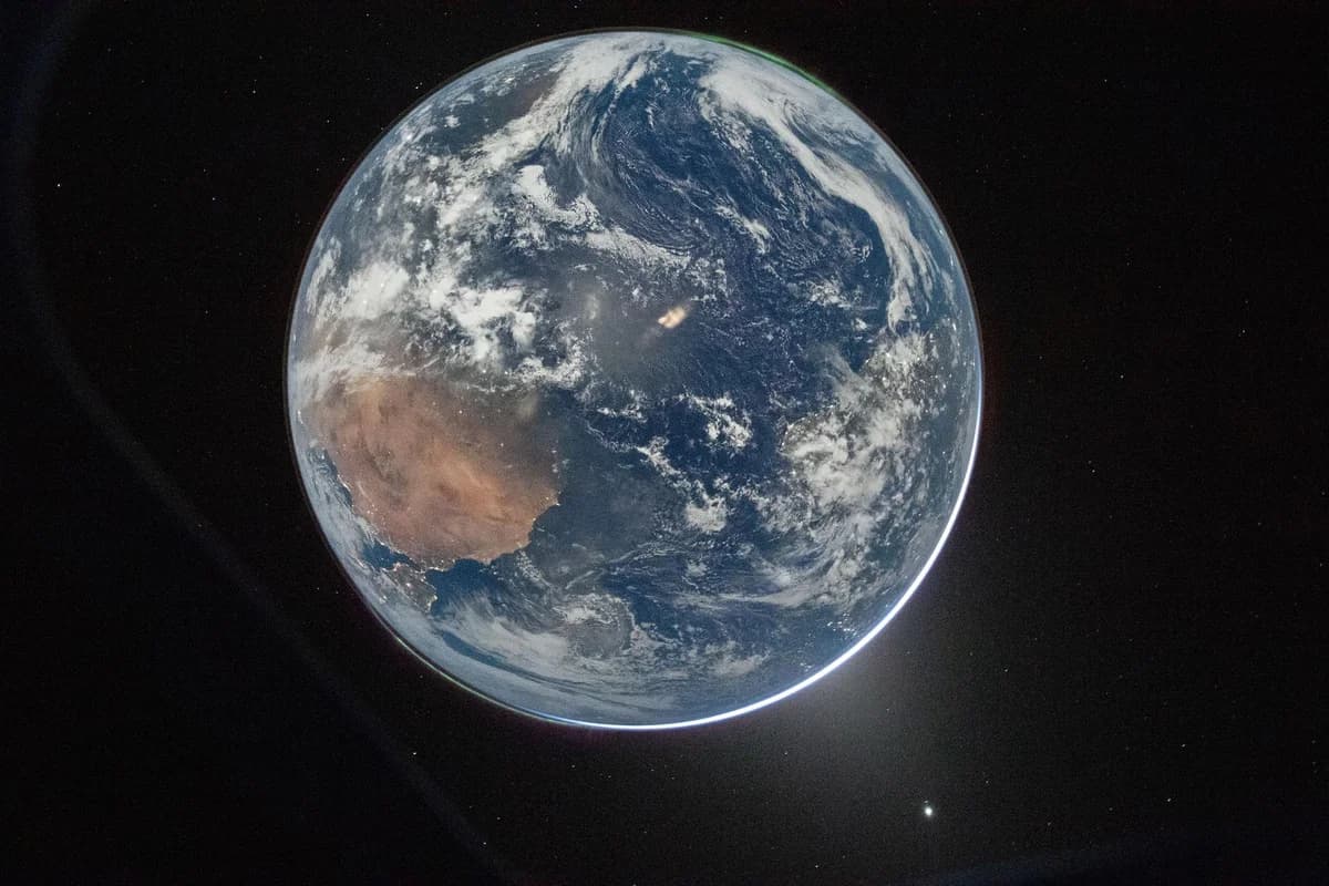 NASA’nın 54 Yıl Aradan Sonra Paylaştığı Dünya Fotoğrafları