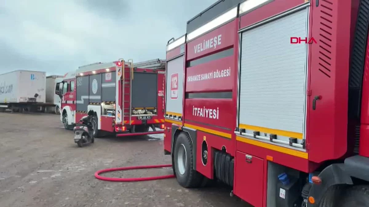 Tekirdağ’da Karton Yüklü TIR’da Yangın Kontrol Altına Alındı