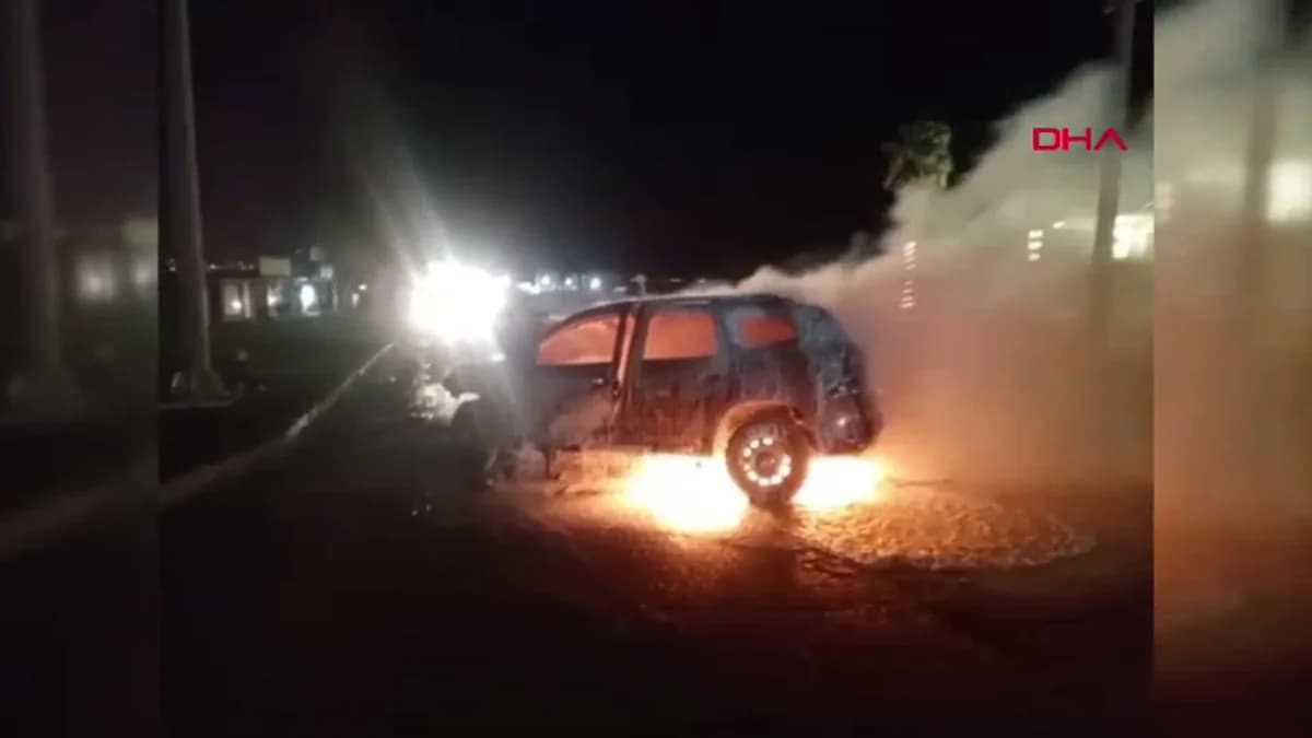 Hatay’da Kaza Sonrası Otomobil Alev Alev Yandı: 1 Yaralı