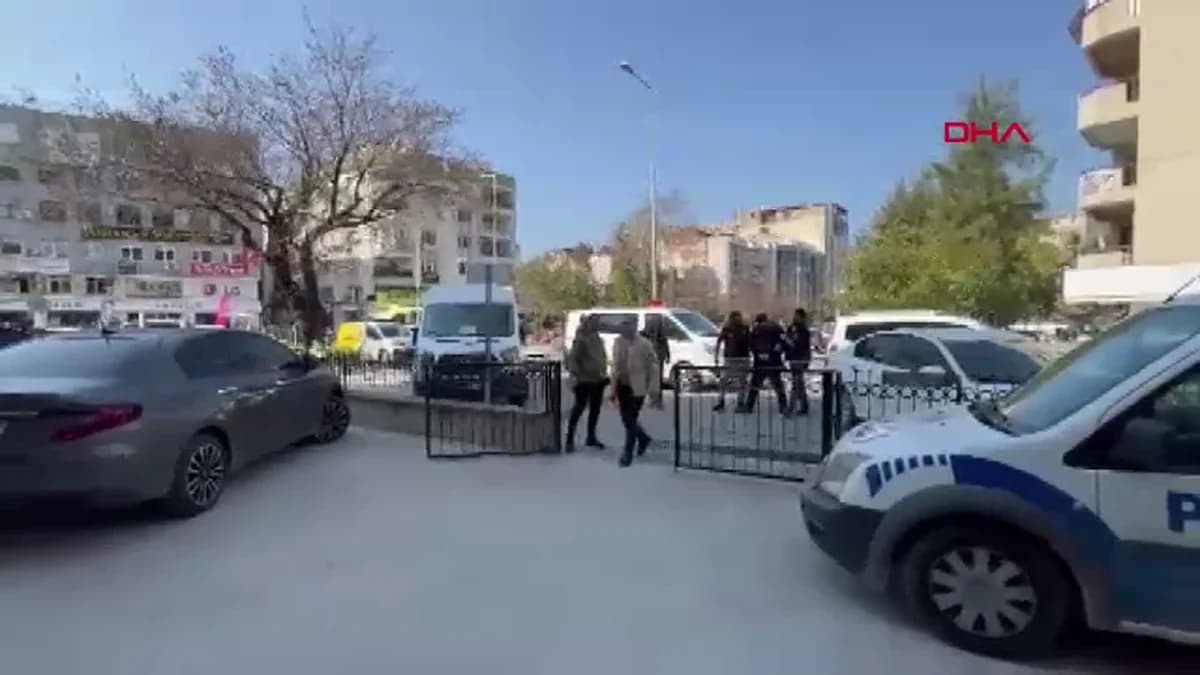Kuşadası’nda Pompalı Tüfekle Arkadaşını Vuran Şüpheli Tutuklandı