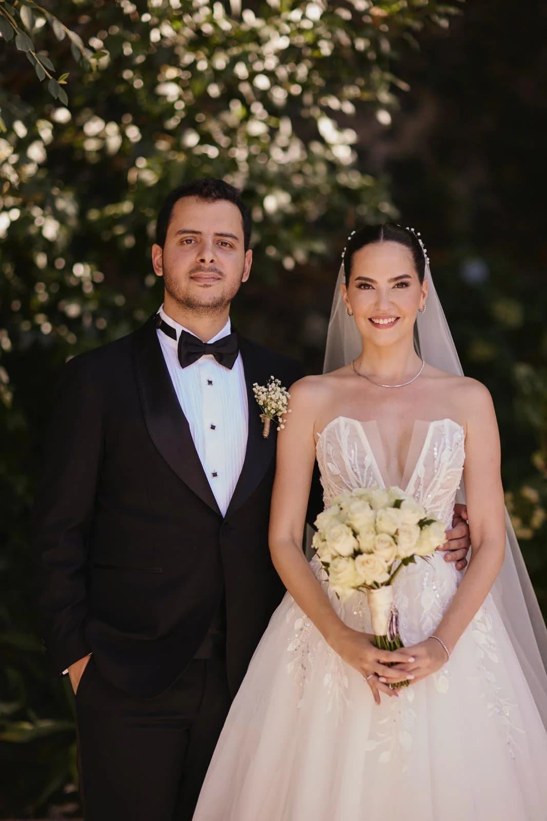 Ezgi Şenler ve Ömer Gürgen’in Mutlu Günü: Çocukluk Aşkı Evliliğe Dönüştü