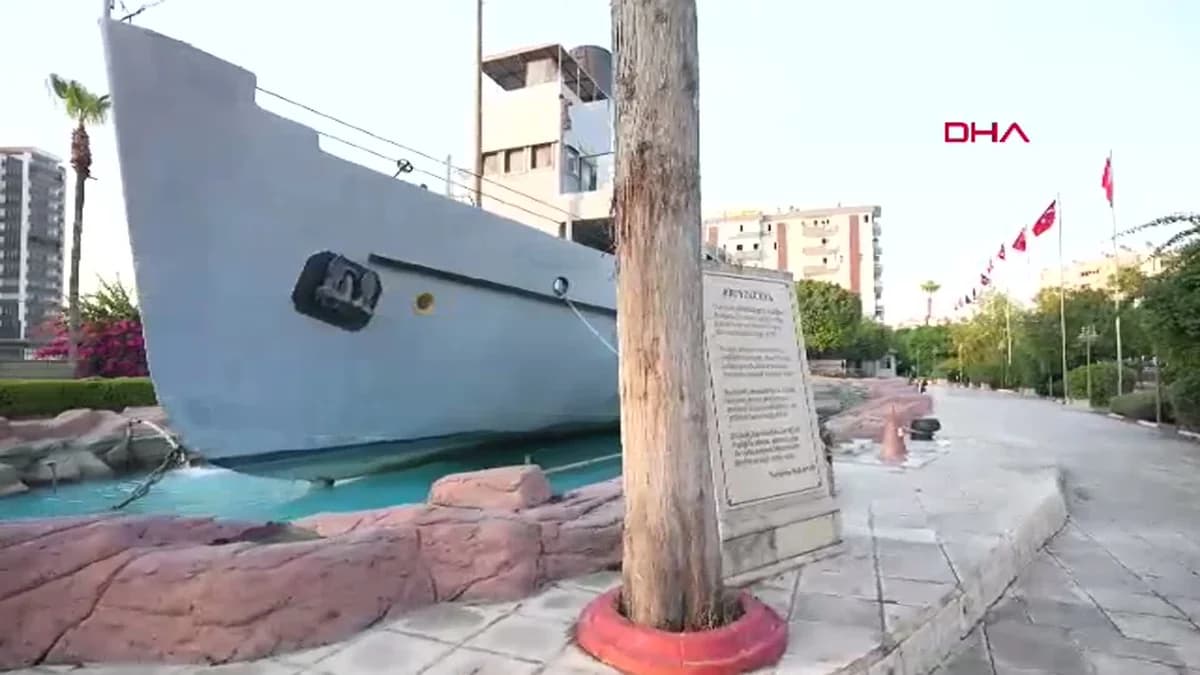 Mersin’deki Nusret Mayın Gemisi, Çanakkale Zaferi için Ziyaretçileri Ağırlıyor