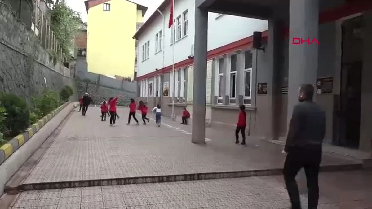 Trabzon’da Öğrencilerden Nesli Tükenen Balaban Kuşuna Şefkat Eli: Teori Pratikte Hayat Buldu