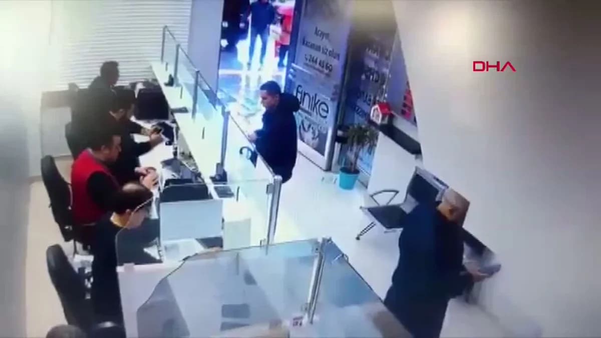 Antalya’da Soruşturma: Gökhan Böcek’ten 1 Milyon Euro Rüşvet İddiası, Baba Böcek: ‘Gereğini Yap’
