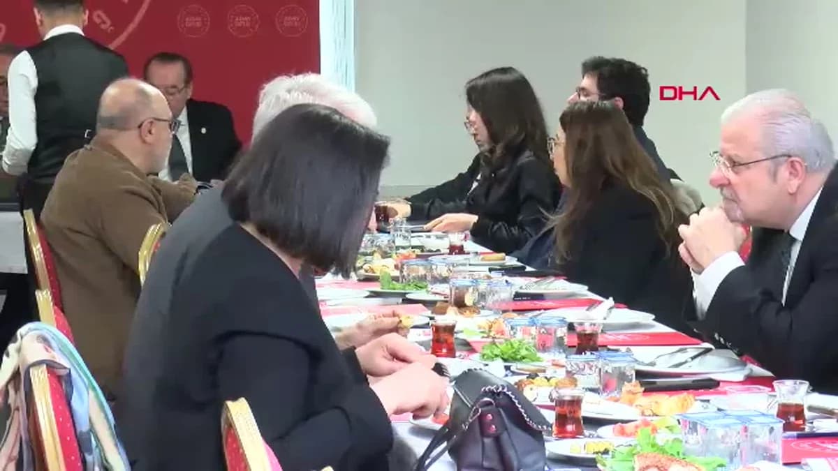 CHP’li Tezcan: Bozbey’in Gözaltına Alınması Siyasi Bir Operasyon