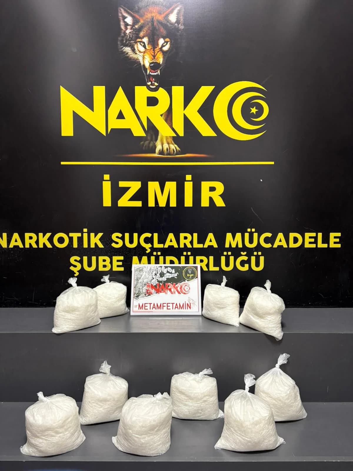 İzmir’de Kargo Firmasına Uyuşturucu Operasyonu: 9 Kilo Metamfetamin Ele Geçirildi