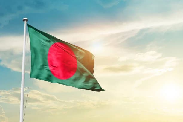 Bangladeş’te Yılın Felaketi: Yıldırım Can Aldı, 14 Kişi Hayatını Kaybetti