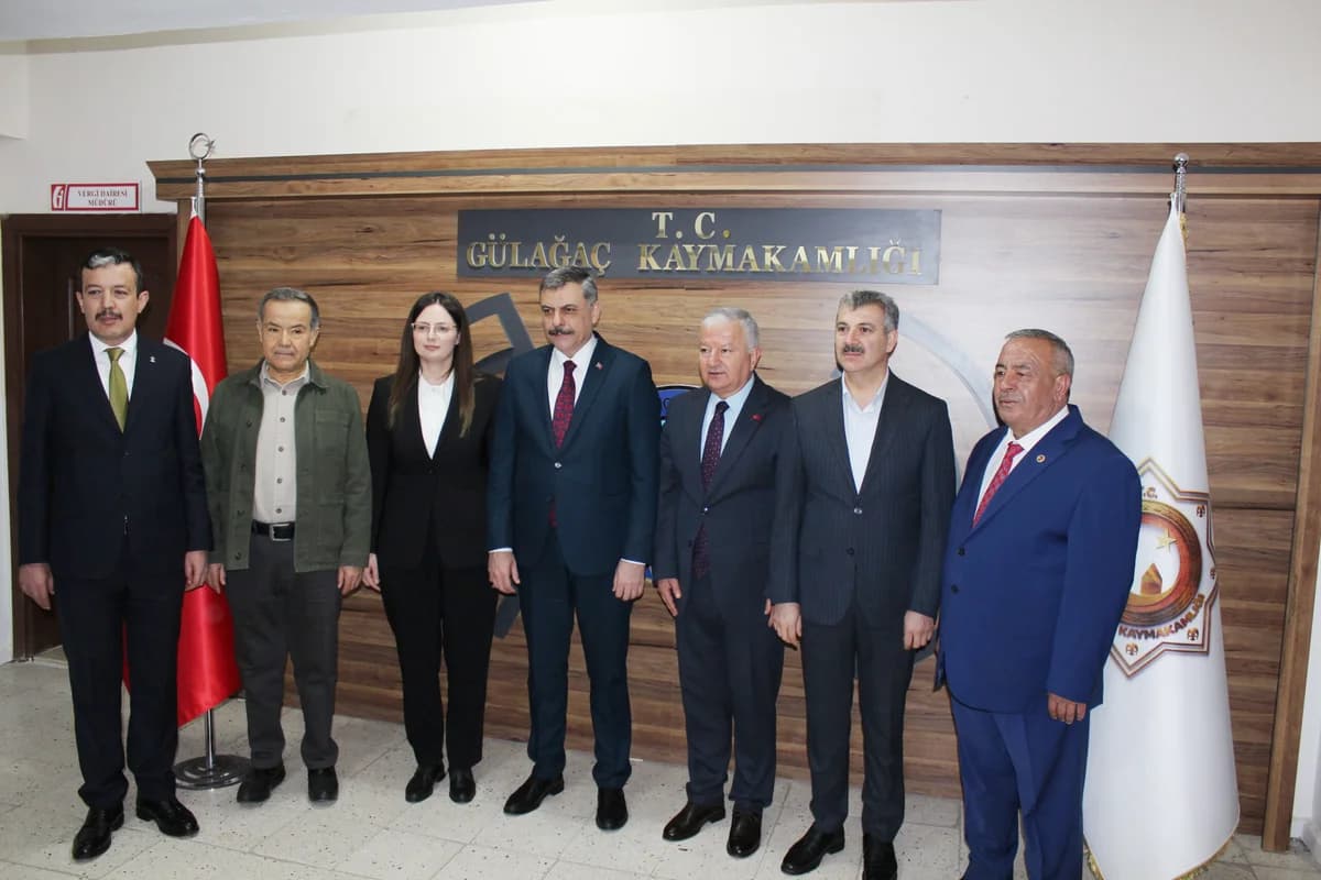 İçişleri Bakanı Çiftçi, İlk Görev Yeri Gülağaç’ı Ziyaret Etti