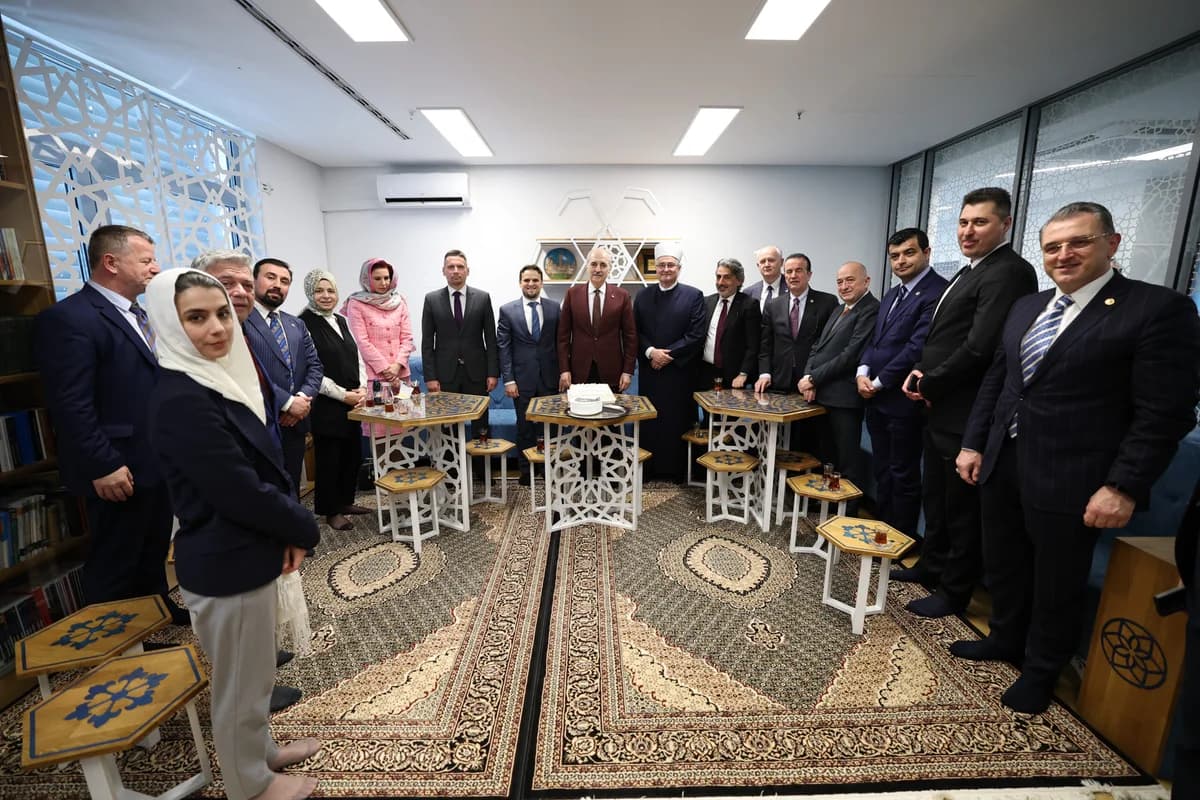 TBMM Başkanı Numan Kurtulmuş, Hırvatistan’da İslam Kültür Merkezi’ni Ziyaret Etti