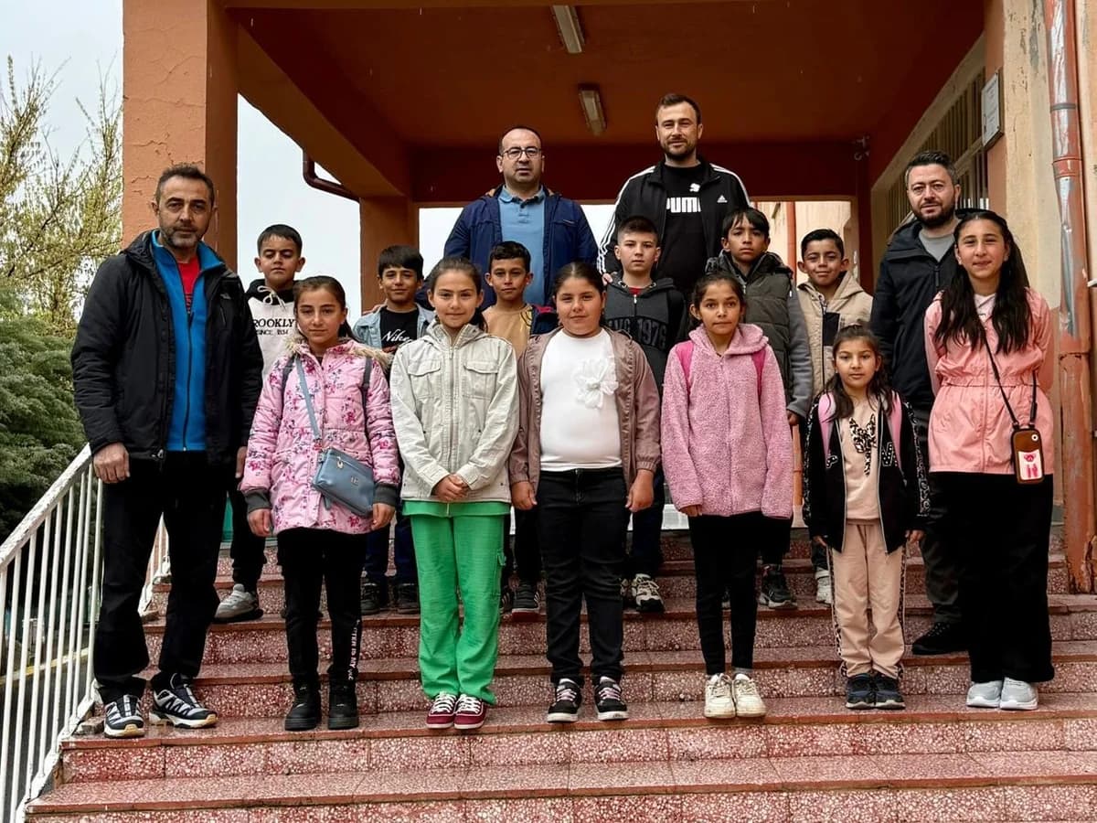 Nevşehirli Minik Tenisçiler Türkiye Finallerinde