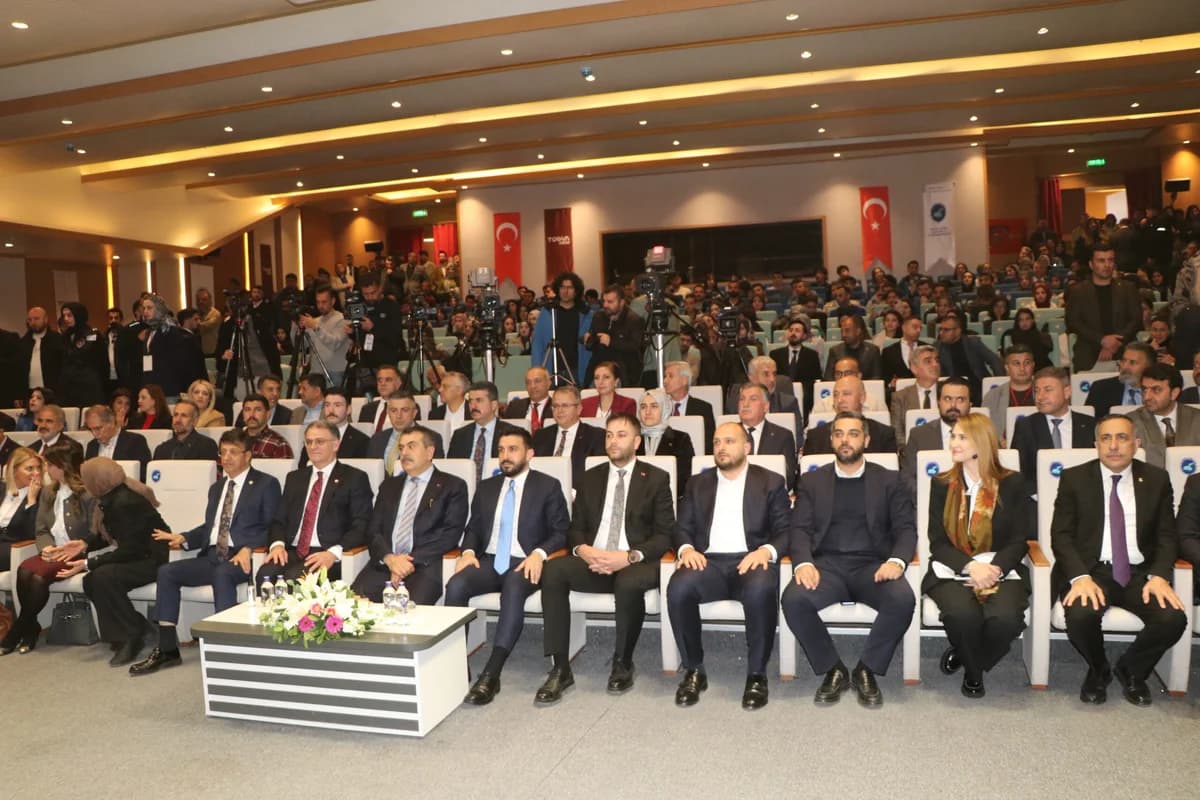 Bakan Tekin: Eğitimde OECD Standartlarını Aştık