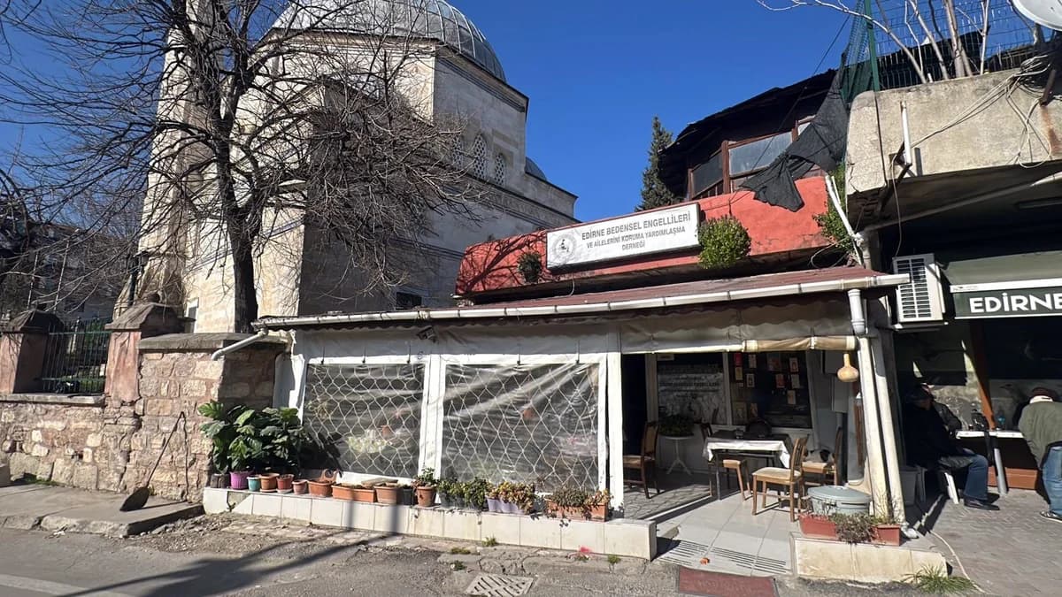 Edirne’deki Engelli Derneğinin Tahliyesi Valinin Müdahalesiyle Durduruldu