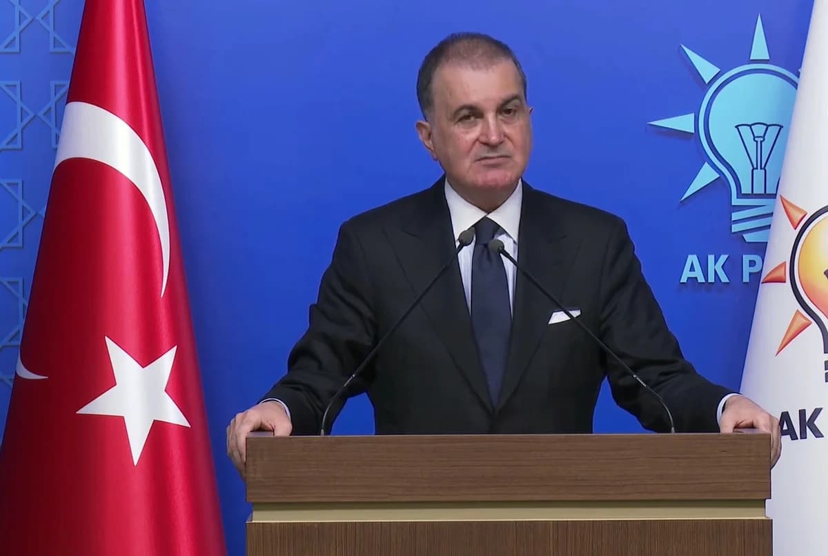 Ömer Çelik: Türkiye Bu Ateşten Uzak Duracaktır