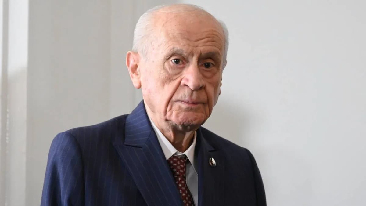 Bahçeli’den Özel’e Sert Yanıt: CHP’nin Sonu Karanlık Bir Siyasi Çıkmazda