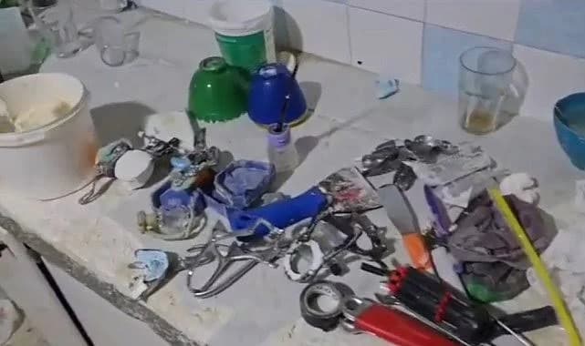 Reyhanlı'da 3 Boyutlu Yazıcıyla Kaçak Diş Protezi Üreten İş Yerine Baskında 2 Göz Altı