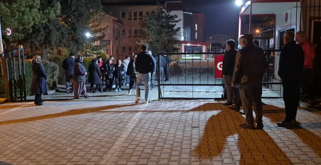 Yeşilyurt’ta Tartışma Kanlı Bitti: Kuzen Cinayeti